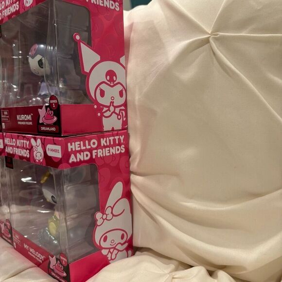 Jazwares Sanrio Hello Kitty and Friends 4” Premier Dreamland 4 Figure Set NWT - Picture 5 of 9
